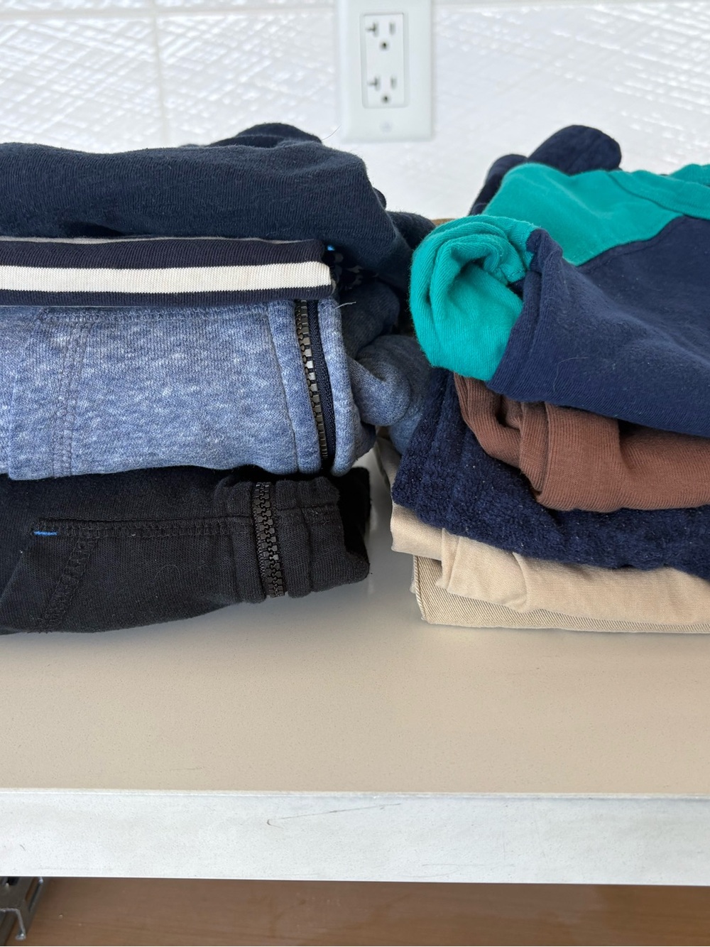Boys lot 9 pc 18 mon -24 mon, 2T George, Children’s Place, Carters, Gap